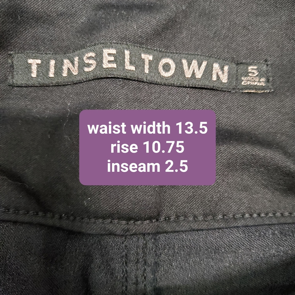 High waited stretch black shorts - Picture 3 of 3